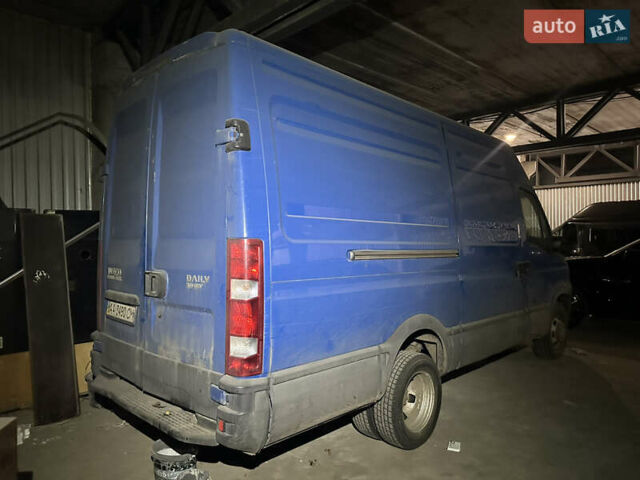 Синій Івеко Дейлі, об'ємом двигуна 3 л та пробігом 170 тис. км за 15000 $, фото 3 на Automoto.ua