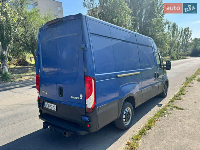 Синий Ивеко Дейли, объемом двигателя 2.29 л и пробегом 202 тыс. км за 15900 $, фото 4 на Automoto.ua