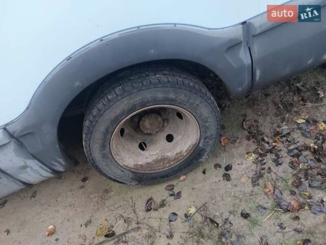 Синій Івеко Дейлі, об'ємом двигуна 2.8 л та пробігом 350 тис. км за 4100 $, фото 5 на Automoto.ua