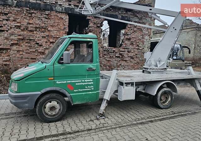 Зелений Івеко Дейлі, об'ємом двигуна 2.8 л та пробігом 200 тис. км за 17900 $, фото 2 на Automoto.ua
