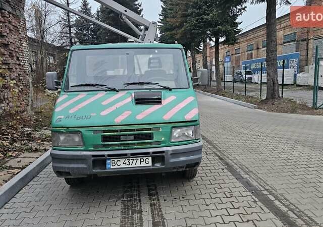 Зелений Івеко Дейлі, об'ємом двигуна 2.8 л та пробігом 200 тис. км за 17900 $, фото 3 на Automoto.ua