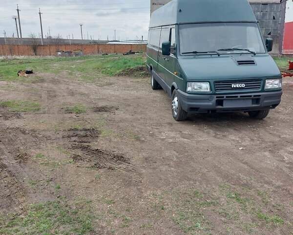 Зелений Івеко Дейлі, об'ємом двигуна 2.5 л та пробігом 320 тис. км за 4000 $, фото 6 на Automoto.ua
