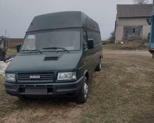 Зелений Івеко Дейлі, об'ємом двигуна 2.5 л та пробігом 320 тис. км за 4000 $, фото 9 на Automoto.ua
