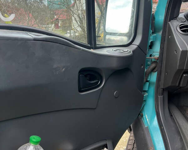 Зелений Івеко Дейлі, об'ємом двигуна 3 л та пробігом 750 тис. км за 6900 $, фото 7 на Automoto.ua