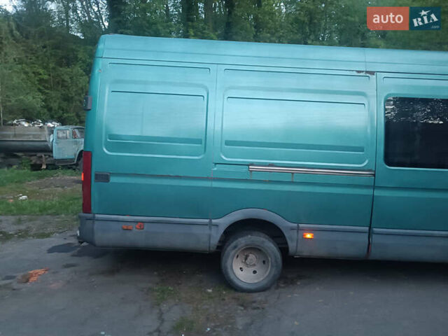 Зелений Івеко Дейлі, об'ємом двигуна 2.8 л та пробігом 516 тис. км за 4500 $, фото 3 на Automoto.ua