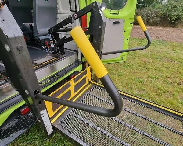 Зеленый Ивеко Дейли, объемом двигателя 3 л и пробегом 300 тыс. км за 40472 $, фото 13 на Automoto.ua