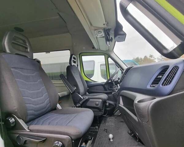 Зеленый Ивеко Дейли, объемом двигателя 3 л и пробегом 300 тыс. км за 40472 $, фото 7 на Automoto.ua