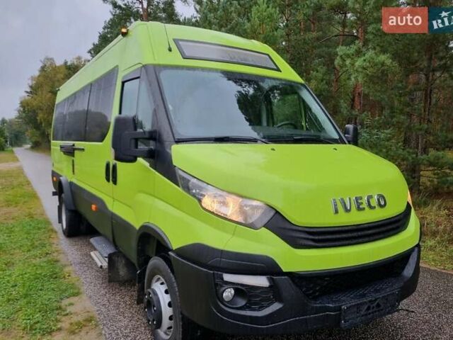 Зеленый Ивеко Дейли, объемом двигателя 3 л и пробегом 300 тыс. км за 40472 $, фото 1 на Automoto.ua