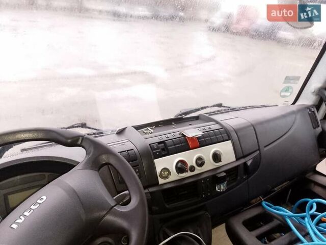 Белый Ивеко ЕвроКарго, объемом двигателя 3.92 л и пробегом 240 тыс. км за 21000 $, фото 3 на Automoto.ua