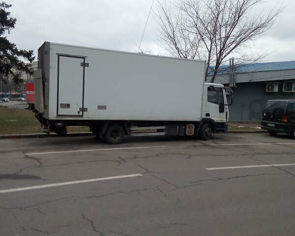 Білий Івеко ЄвроКарго, об'ємом двигуна 3.92 л та пробігом 574 тис. км за 16100 $, фото 1 на Automoto.ua