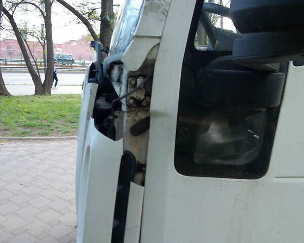 Білий Івеко ЄвроКарго, об'ємом двигуна 3.92 л та пробігом 574 тис. км за 16100 $, фото 11 на Automoto.ua