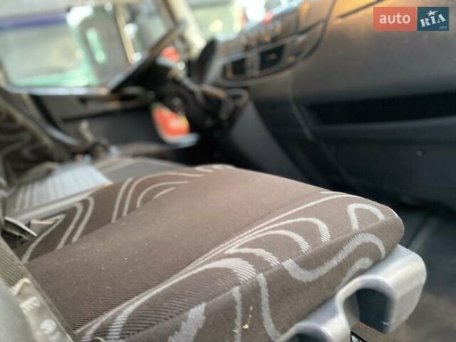 Белый Ивеко ЕвроКарго, объемом двигателя 4.6 л и пробегом 570 тыс. км за 25500 $, фото 66 на Automoto.ua