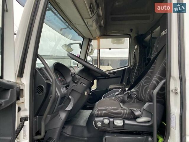 Белый Ивеко ЕвроКарго, объемом двигателя 4.5 л и пробегом 570 тыс. км за 24990 $, фото 45 на Automoto.ua