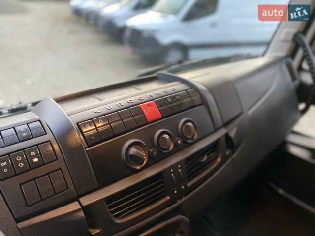 Белый Ивеко ЕвроКарго, объемом двигателя 4.6 л и пробегом 570 тыс. км за 25500 $, фото 46 на Automoto.ua