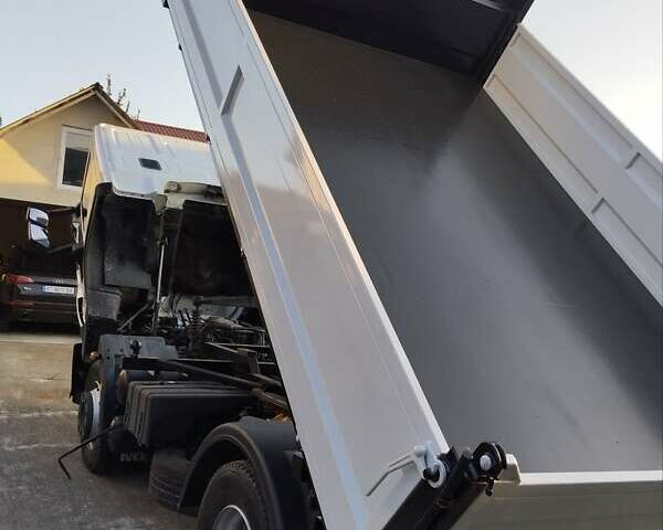 Белый Ивеко ЕвроКарго, объемом двигателя 5.88 л и пробегом 600 тыс. км за 26000 $, фото 5 на Automoto.ua