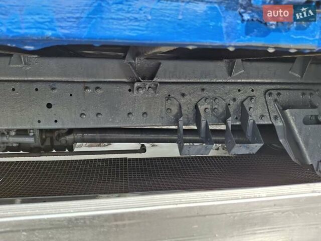 Красный Ивеко ЕвроКарго, объемом двигателя 5.8 л и пробегом 990 тыс. км за 14000 $, фото 10 на Automoto.ua