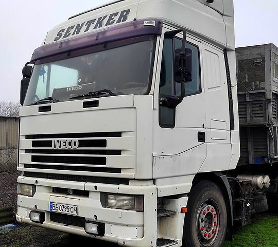 Белый Ивеко ЕвроСтар, объемом двигателя 6.9 л и пробегом 200 тыс. км за 7000 $, фото 9 на Automoto.ua