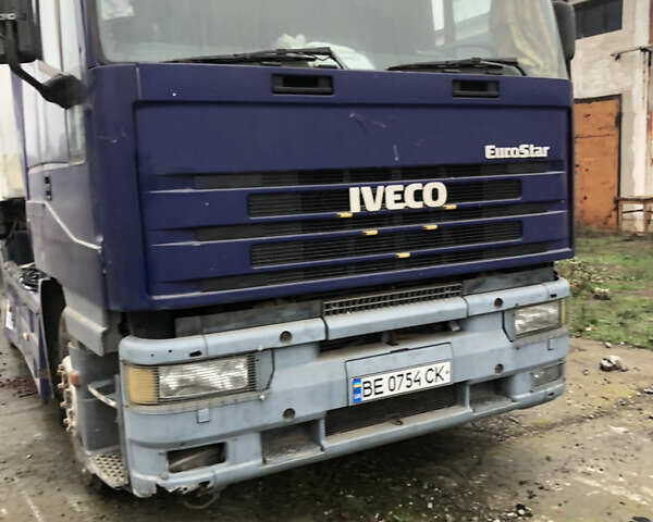 Синий Ивеко ЕвроСтар, объемом двигателя 12 л и пробегом 500 тыс. км за 11500 $, фото 1 на Automoto.ua