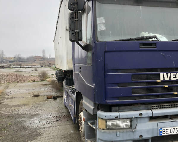Синий Ивеко ЕвроСтар, объемом двигателя 12 л и пробегом 500 тыс. км за 11500 $, фото 2 на Automoto.ua