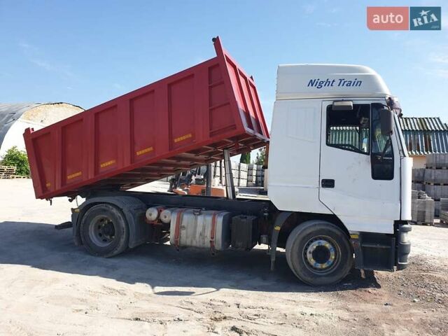 Белый Ивеко ЕвроТех, объемом двигателя 0 л и пробегом 999 тыс. км за 14550 $, фото 2 на Automoto.ua