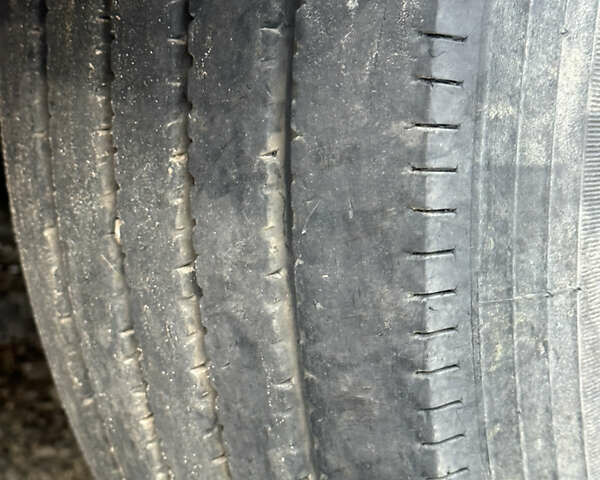 Зелений Івеко ЄвроТєх, об'ємом двигуна 7.8 л та пробігом 420 тис. км за 26200 $, фото 15 на Automoto.ua