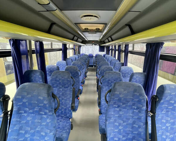 Помаранчевий Івеко Ірисбус Proway, об'ємом двигуна 5.7 л та пробігом 300 тис. км за 35000 $, фото 11 на Automoto.ua