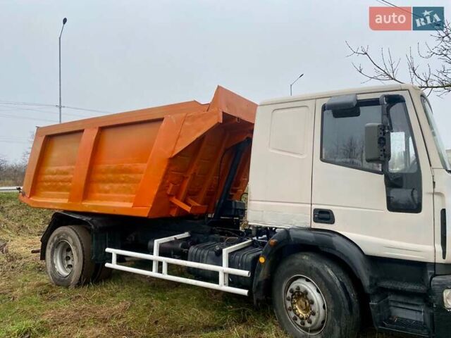 Белый Ивеко Магирус, объемом двигателя 6.9 л и пробегом 385 тыс. км за 10000 $, фото 1 на Automoto.ua