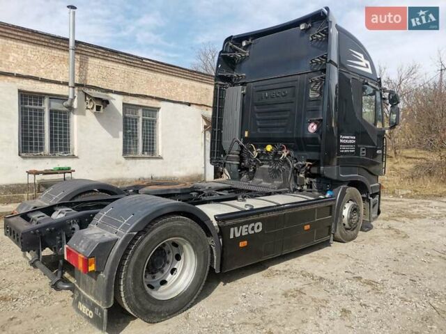 Івеко Магірус 2012 у Каменце-Подольском на Automoto.ua Чорний Івеко Магірус, об'ємом двигуна 10.31 л та пробігом 900 тис. км за 12000 $, фото 3 на Automoto.ua