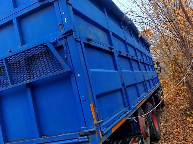 Синий Ивеко Магирус, объемом двигателя 13.8 л и пробегом 570 тыс. км за 15000 $, фото 4 на Automoto.ua