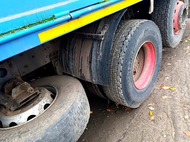 Синий Ивеко Магирус, объемом двигателя 13.8 л и пробегом 570 тыс. км за 15000 $, фото 10 на Automoto.ua