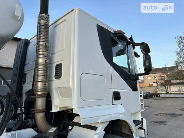 Білий Івеко Stralis, об'ємом двигуна 0 л та пробігом 113 тис. км за 44999 $, фото 9 на Automoto.ua