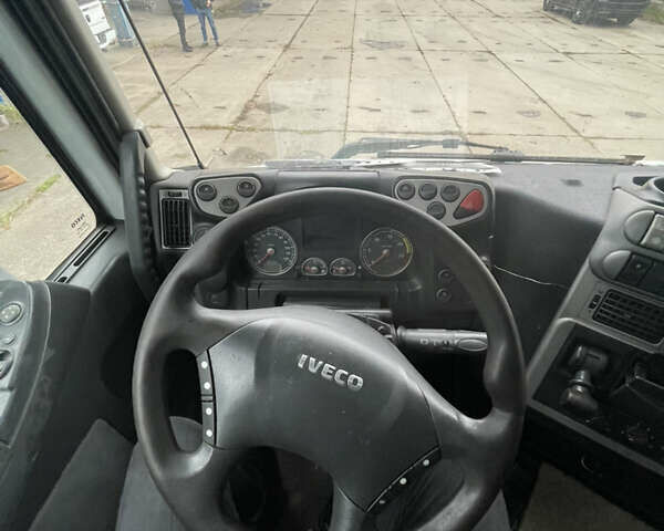 Белый Ивеко Стралис, объемом двигателя 12.88 л и пробегом 999 тыс. км за 9000 $, фото 19 на Automoto.ua