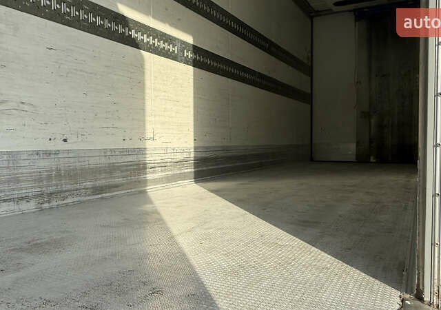 Белый Ивеко Стралис, объемом двигателя 7 л и пробегом 376 тыс. км за 43687 $, фото 14 на Automoto.ua