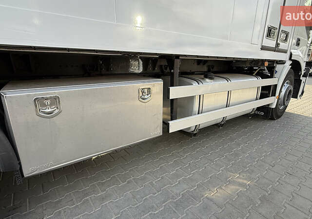 Белый Ивеко Стралис, объемом двигателя 7 л и пробегом 376 тыс. км за 43687 $, фото 7 на Automoto.ua