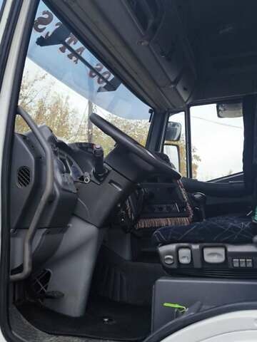 Белый Ивеко Стралис, объемом двигателя 12.88 л и пробегом 1000 тыс. км за 5900 $, фото 16 на Automoto.ua