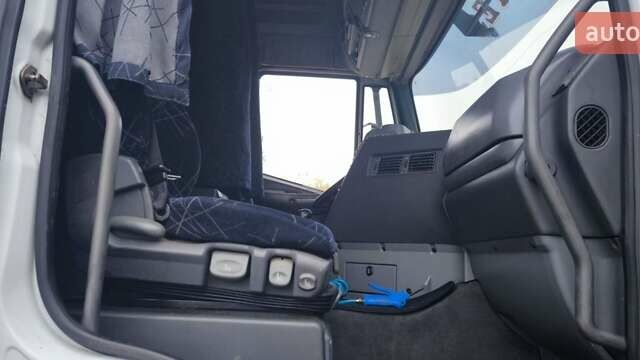 Белый Ивеко Стралис, объемом двигателя 12.88 л и пробегом 1000 тыс. км за 5900 $, фото 18 на Automoto.ua