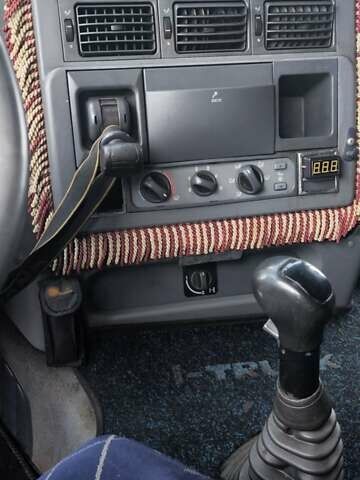 Белый Ивеко Стралис, объемом двигателя 12.88 л и пробегом 1000 тыс. км за 5900 $, фото 19 на Automoto.ua