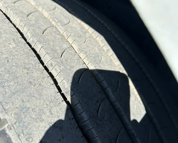 Білий Івеко Stralis, об'ємом двигуна 12 л та пробігом 100 тис. км за 7300 $, фото 8 на Automoto.ua
