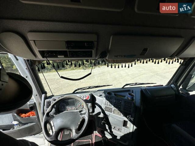 Білий Івеко Stralis, об'ємом двигуна 12 л та пробігом 100 тис. км за 7300 $, фото 5 на Automoto.ua