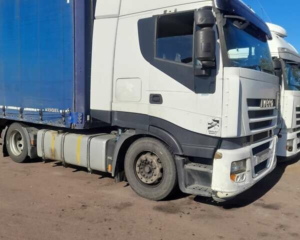 Белый Ивеко Стралис, объемом двигателя 10.3 л и пробегом 1 тыс. км за 13500 $, фото 1 на Automoto.ua