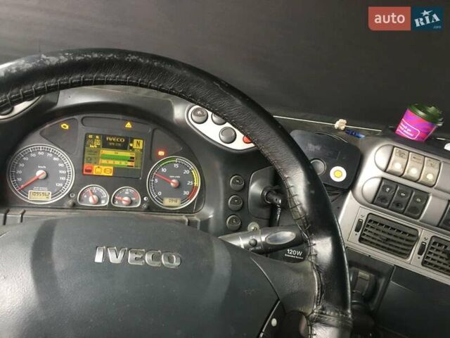 Белый Ивеко Стралис, объемом двигателя 0 л и пробегом 950 тыс. км за 13000 $, фото 3 на Automoto.ua