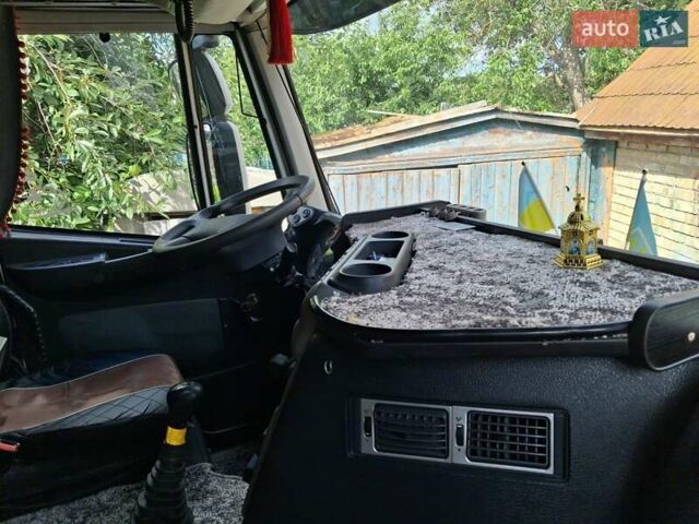 Белый Ивеко Стралис, объемом двигателя 10.31 л и пробегом 1 тыс. км за 11500 $, фото 13 на Automoto.ua