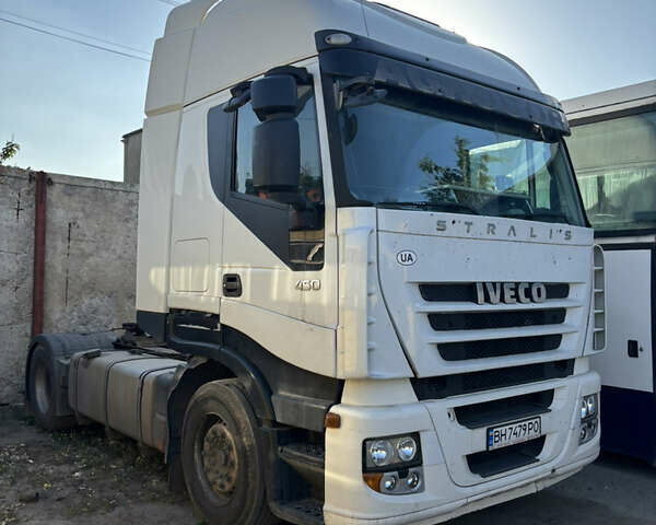 Белый Ивеко Стралис, объемом двигателя 10.31 л и пробегом 800 тыс. км за 7500 $, фото 3 на Automoto.ua