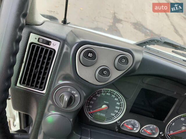 Белый Ивеко Стралис, объемом двигателя 12.88 л и пробегом 1000 тыс. км за 9700 $, фото 40 на Automoto.ua