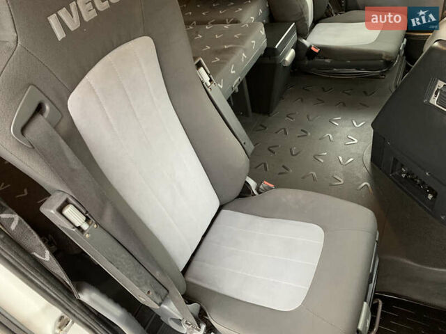 Белый Ивеко Стралис, объемом двигателя 12.88 л и пробегом 1000 тыс. км за 9700 $, фото 33 на Automoto.ua