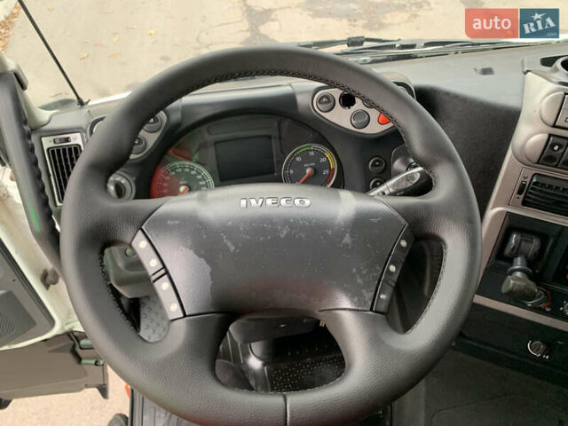 Белый Ивеко Стралис, объемом двигателя 12.88 л и пробегом 1000 тыс. км за 9700 $, фото 29 на Automoto.ua