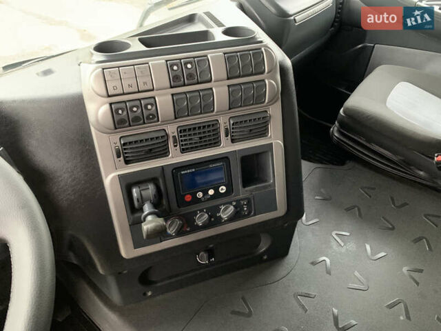 Белый Ивеко Стралис, объемом двигателя 12.88 л и пробегом 1000 тыс. км за 9700 $, фото 27 на Automoto.ua