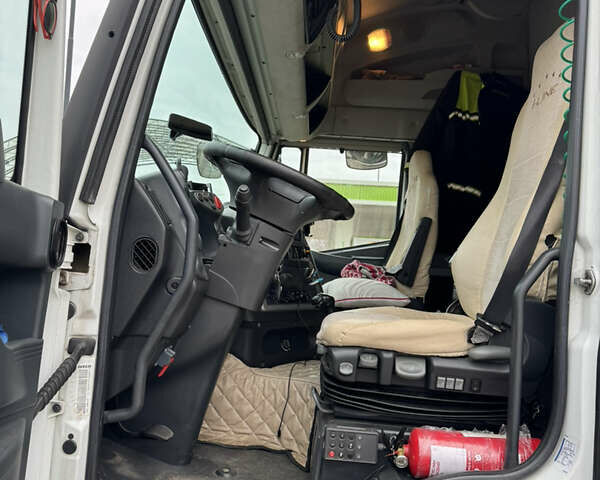 Белый Ивеко Стралис, объемом двигателя 10.31 л и пробегом 891 тыс. км за 14500 $, фото 17 на Automoto.ua