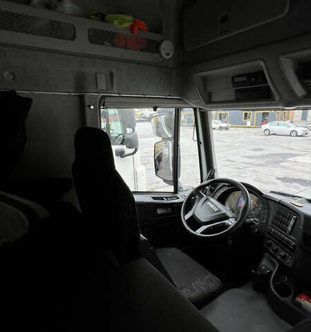 Білий Івеко Stralis, об'ємом двигуна 10.85 л та пробігом 761 тис. км за 16100 $, фото 7 на Automoto.ua