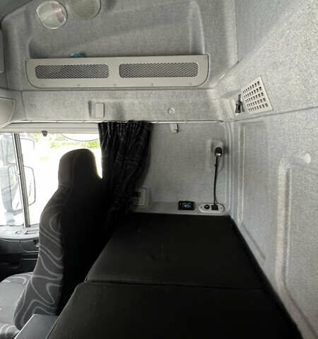 Білий Івеко Stralis, об'ємом двигуна 10.85 л та пробігом 761 тис. км за 16100 $, фото 10 на Automoto.ua